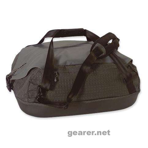 patagonia duffel.jpg